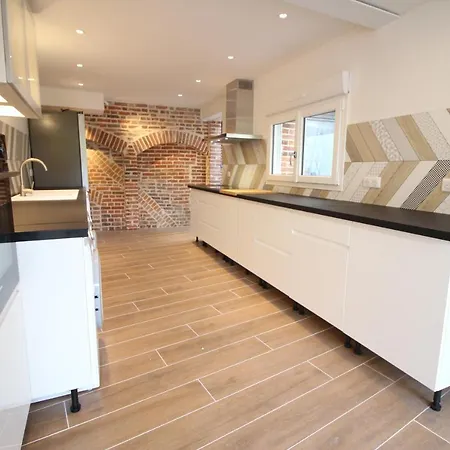 Vakantiehuis Le Gite De Jacinthe Dizy